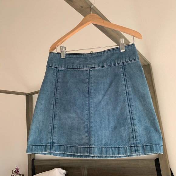 Free People Dresses & Skirts - Free People high waisted denim skirt